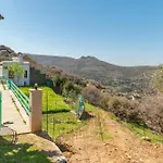 بيت للعطل Archontiko Keli